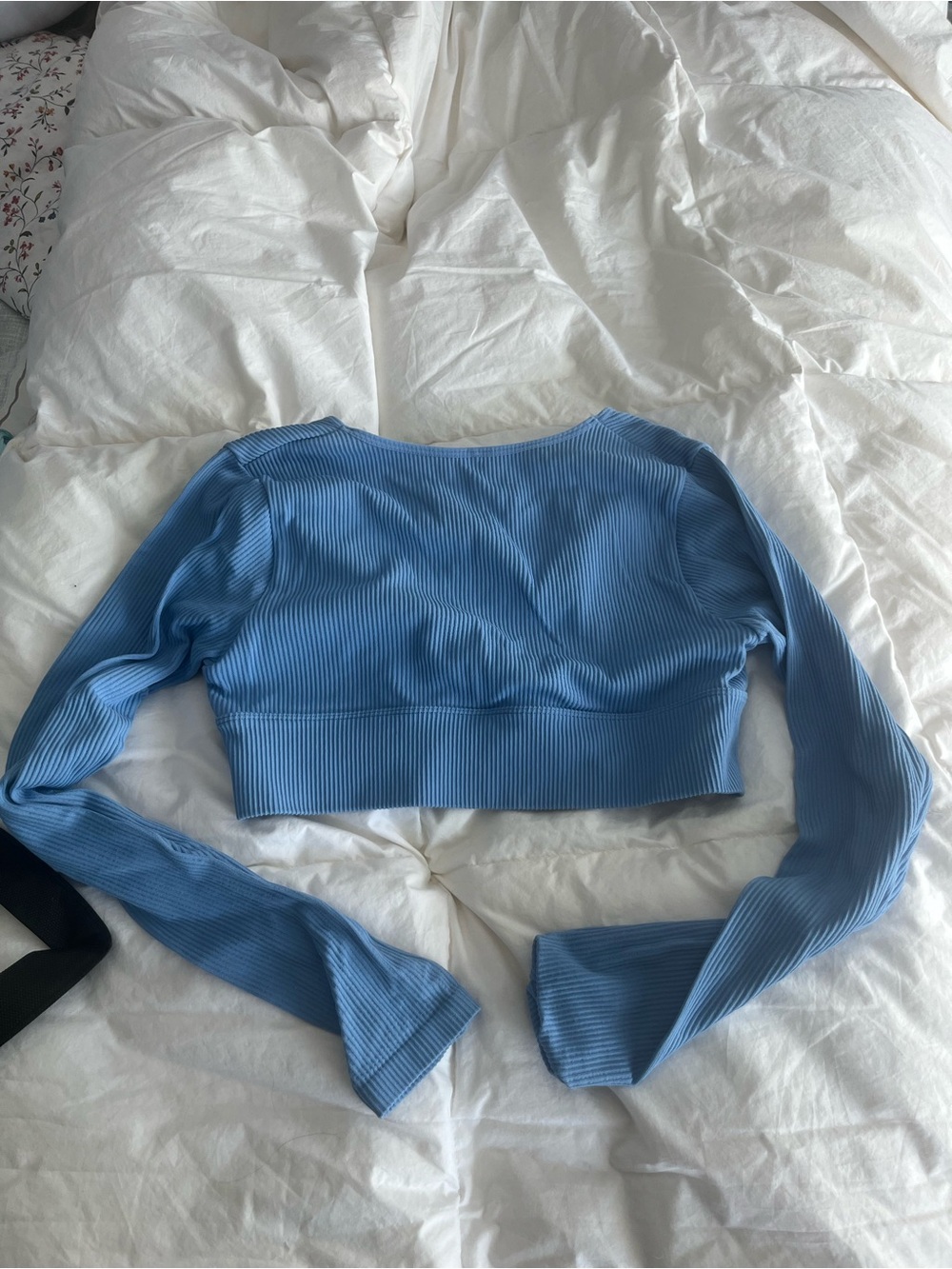 Garage Light Blue Ribbed Cropped V-Neck Long Sleeve Top - Picture 4 of 4